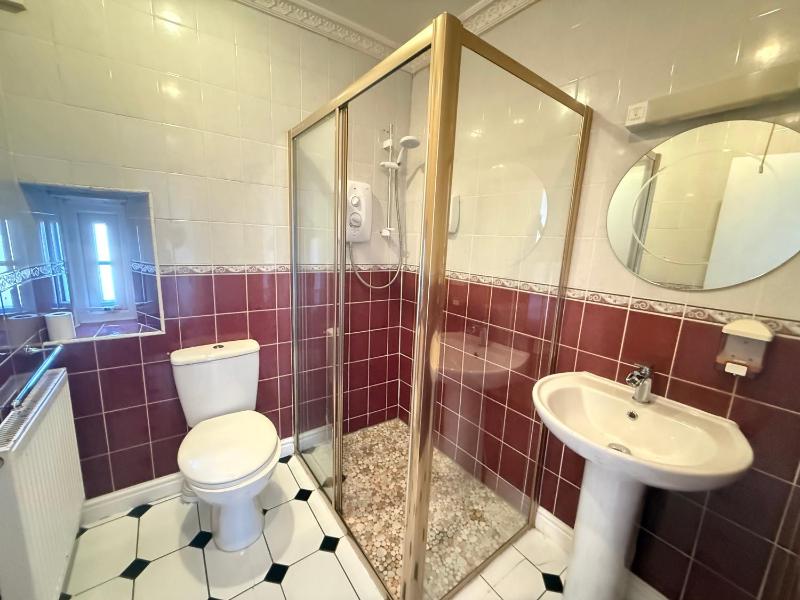 Belgravia Holiday Apartments - image 32