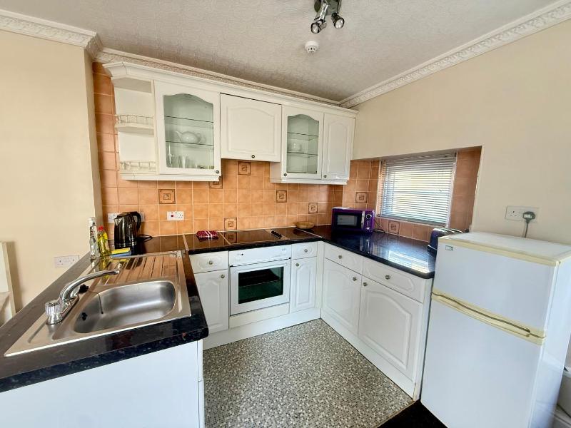 Belgravia Holiday Apartments - image 30