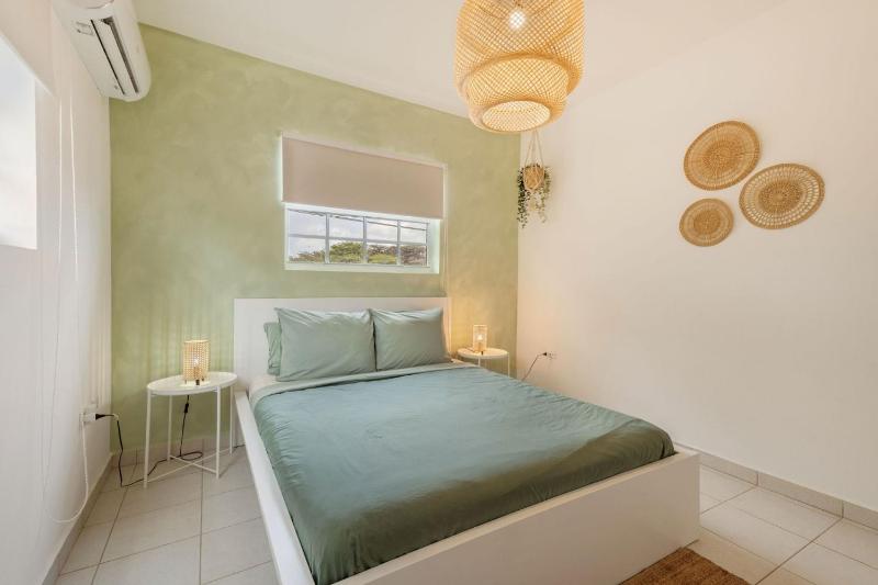 Casa Amarilla 8 mins from the beach - image 17