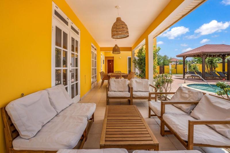 Casa Amarilla 8 mins from the beach - image 25