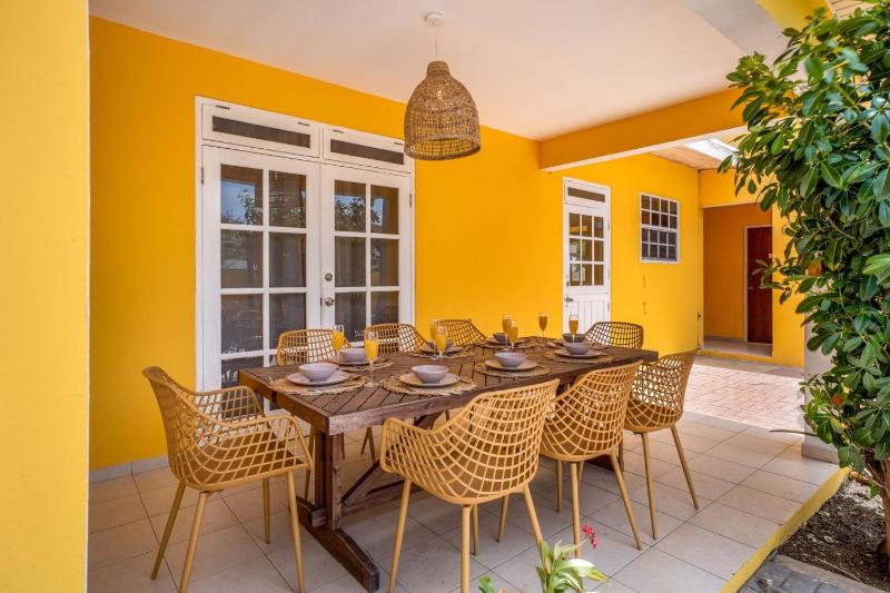Casa Amarilla 8 mins from the beach - image 46