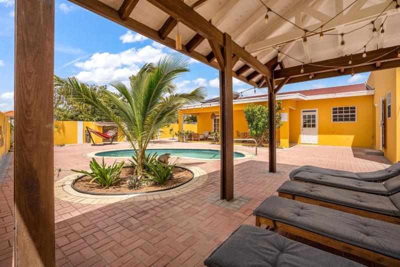 Casa Amarilla 8 mins from the beach - image 23