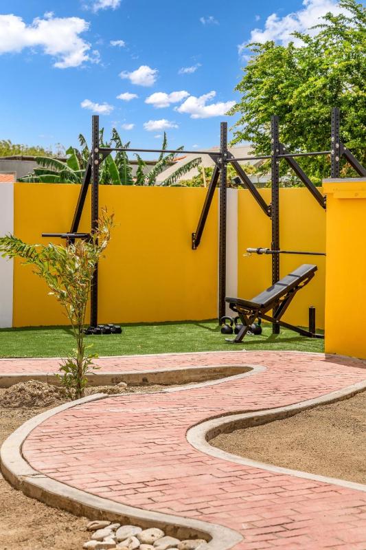Casa Amarilla 8 mins from the beach - image 18