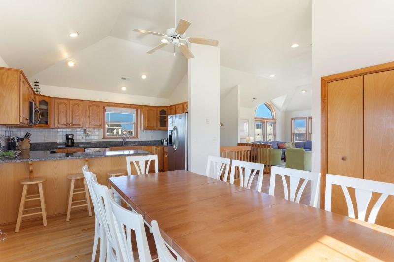 5208 - Beach Break - image 41