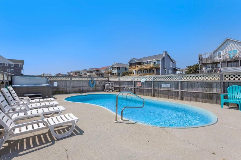 5208 - Beach Break - image 29