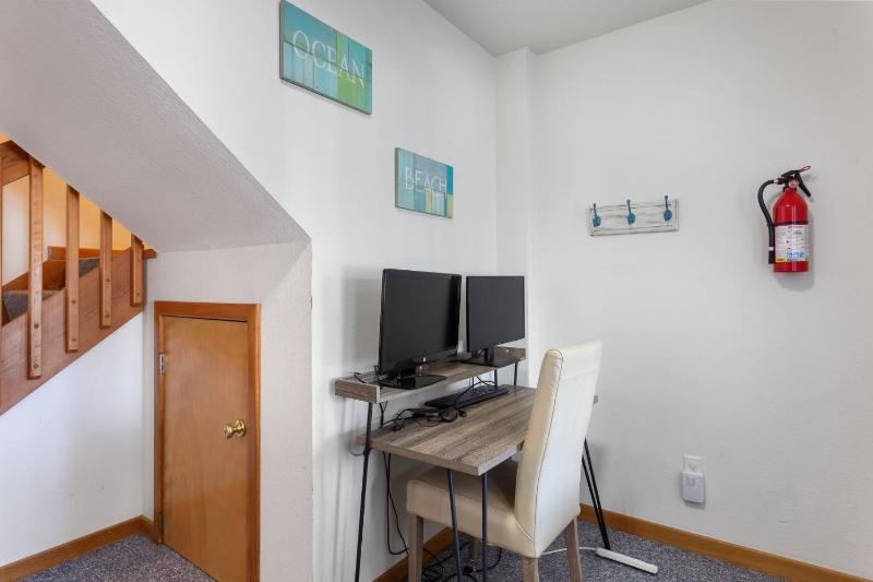 5208 - Beach Break - image 33