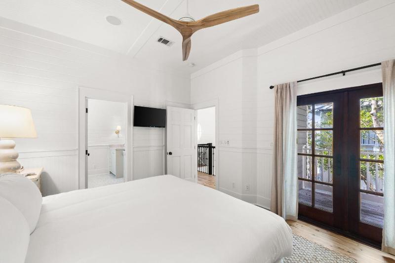 Hammock Cottage - image 19