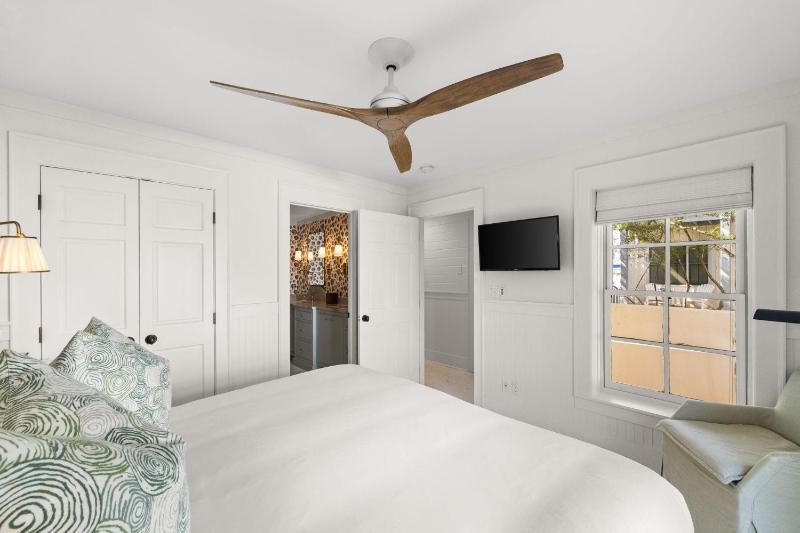 Hammock Cottage - image 36
