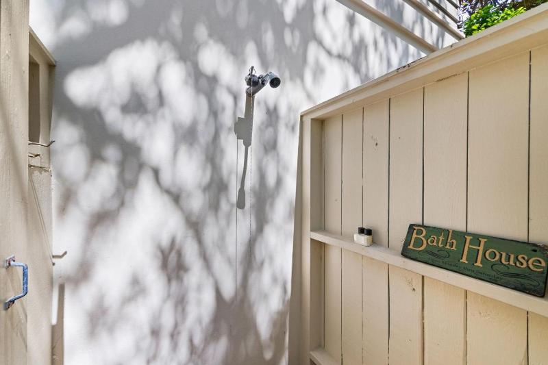 Hammock Cottage - image 2