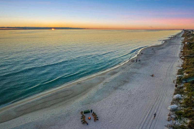 Hammock Cottage - image 29