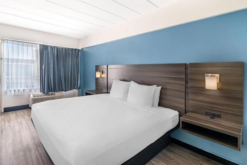 SureStay Hotel by Best Western Virginia Beach Royal Clipper - image 1