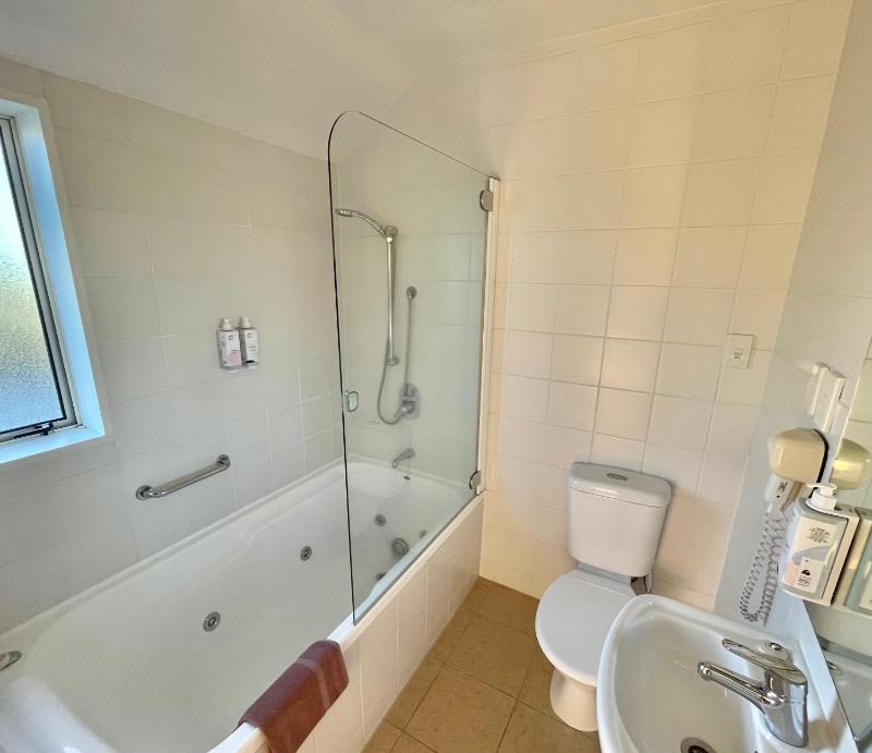 Amalfi Motor Lodge - image 24