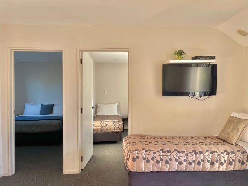 Amalfi Motor Lodge - image 29