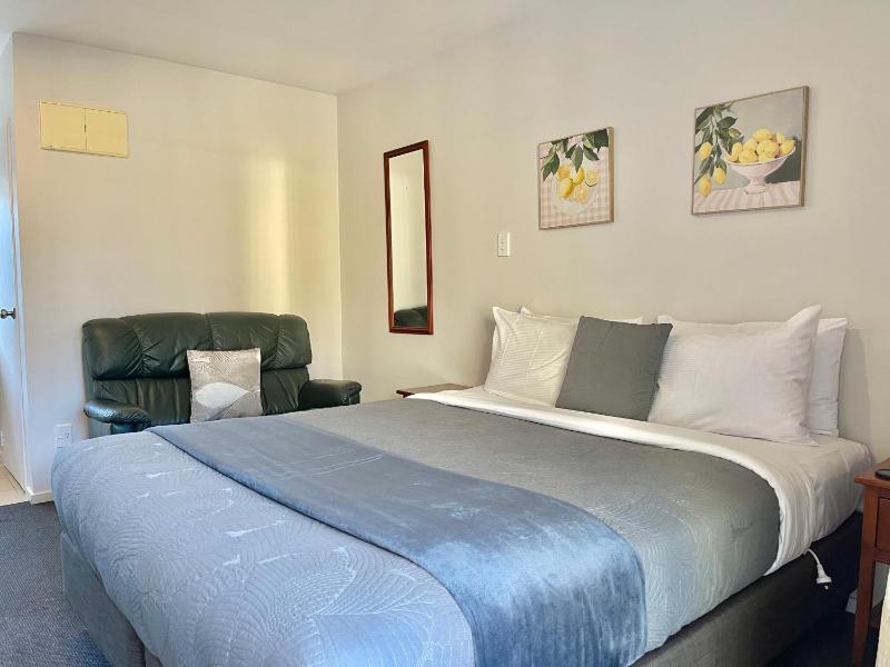 Amalfi Motor Lodge - image 42