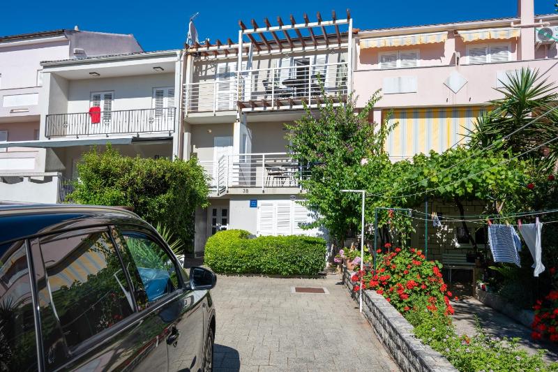 Apartments with parking space Novalja Pag - 25685 - image 14
