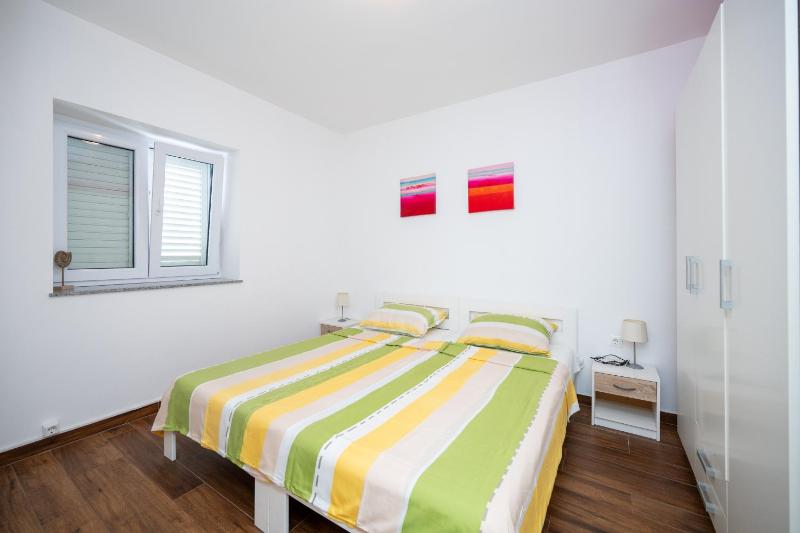 Apartments with parking space Novalja Pag - 25685 - image 9