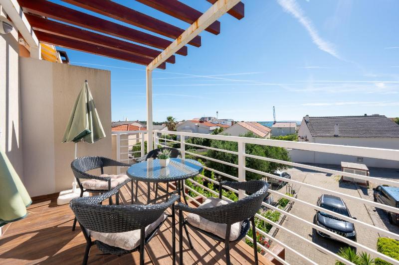 Apartments with parking space Novalja Pag - 25685 - image 19