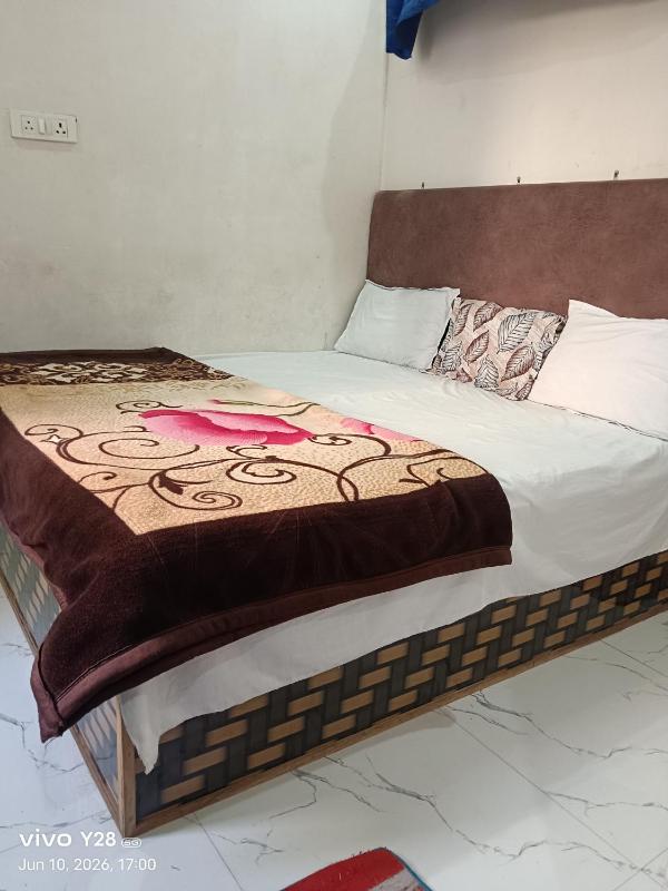 Kartik Home Stay - image 9