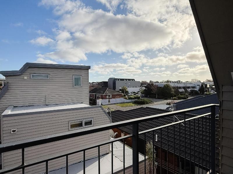 Riccarton 5BR 400m to Westfield Mall - Regents 94A - image 6