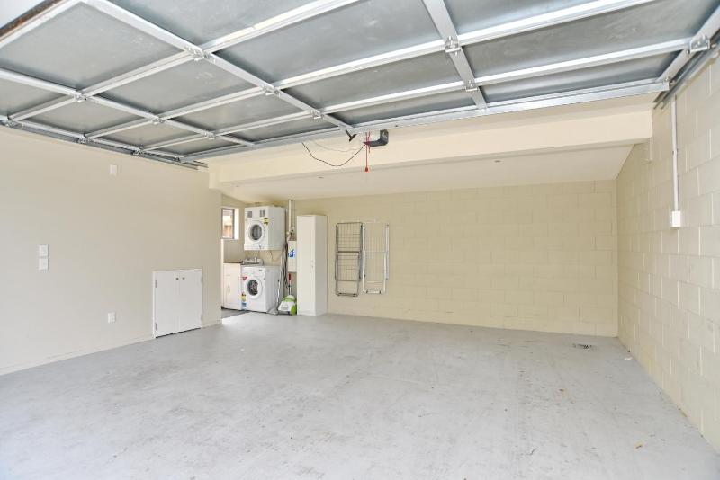 Riccarton 5BR 400m to Westfield Mall - Regents 94A - image 7