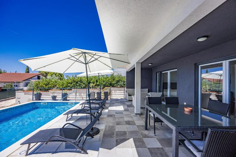 Villa Pura Vida with Sea View - image 8