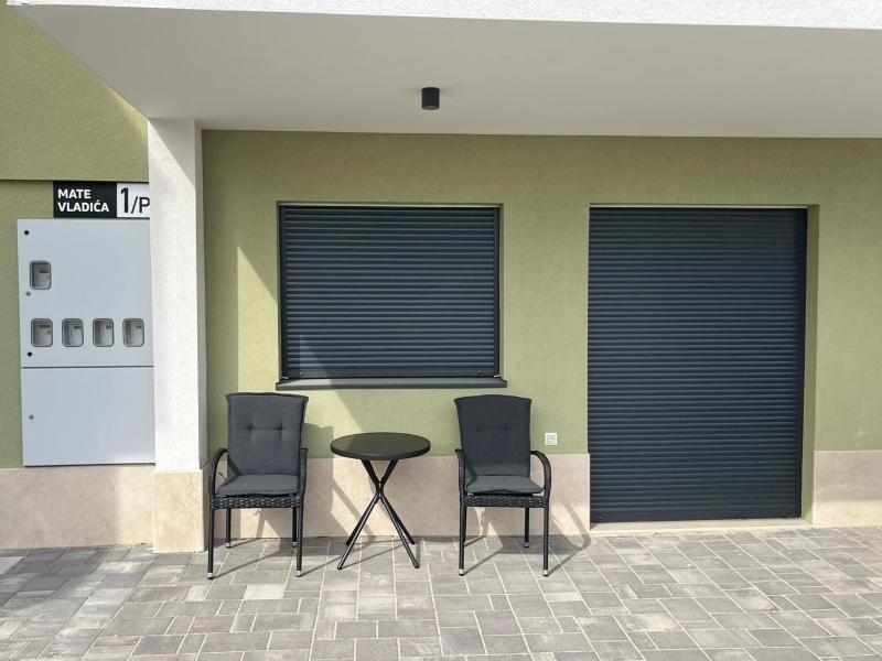 Apartment Veranda - image 44