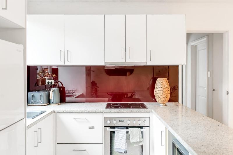 Bright 1 Bedroom Apartment in Lane Cove - image 6