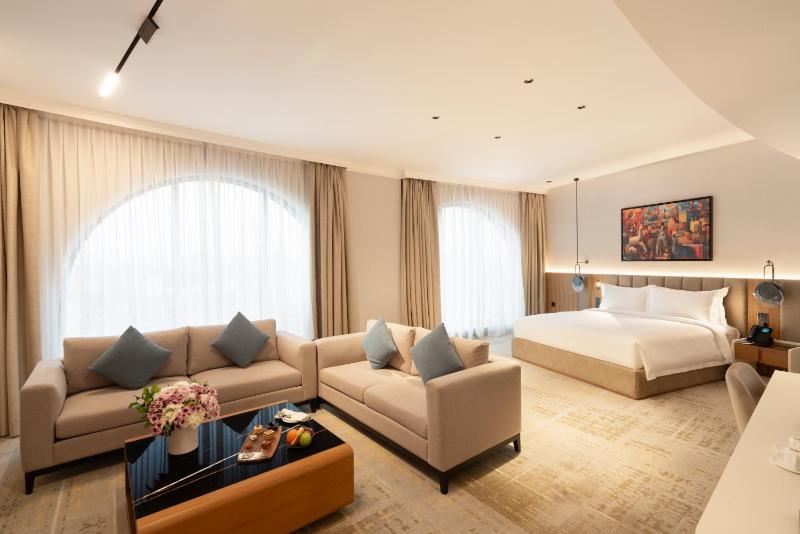 Grand Bloom Hotel - image 1