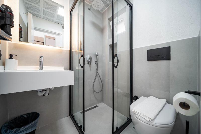 Arpia Hotel - image 23