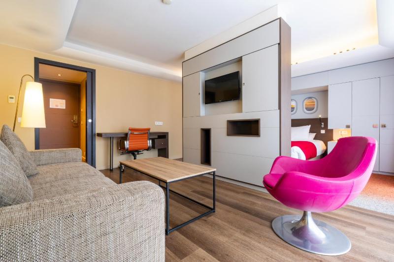 Appart Hotel Clement Ader - image 30