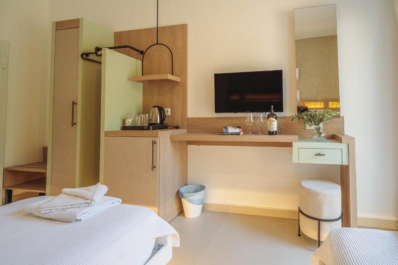 Arpia Hotel - image 25
