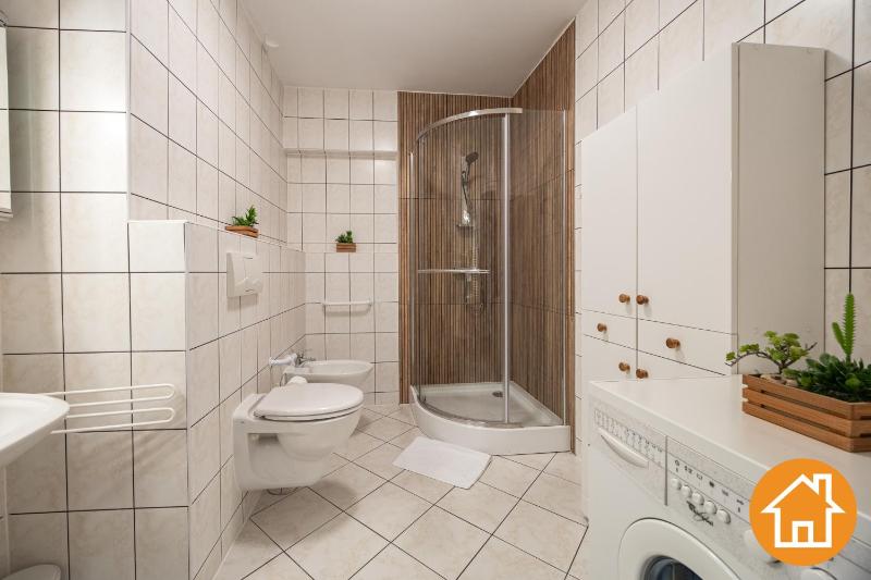 Apartamenty Chrobry z parkingiem w cenie - visitopl - image 41