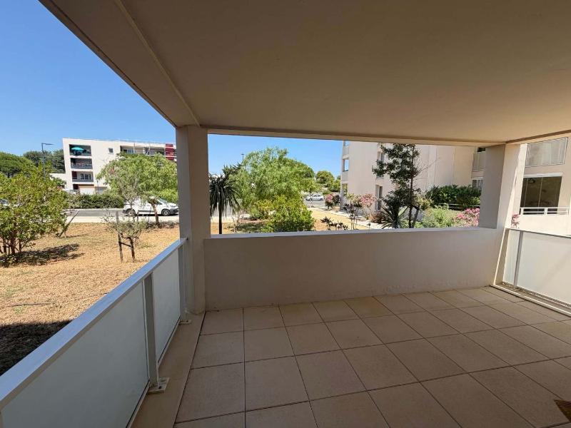 Appartement climatisé moderne avec terrasses à 500m de la mer - image 8