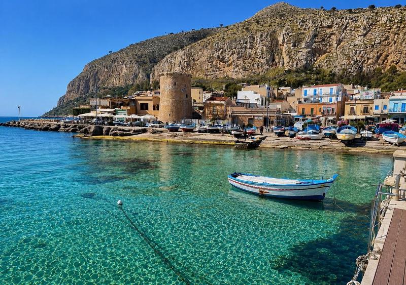 Mondello Beach House - image 3