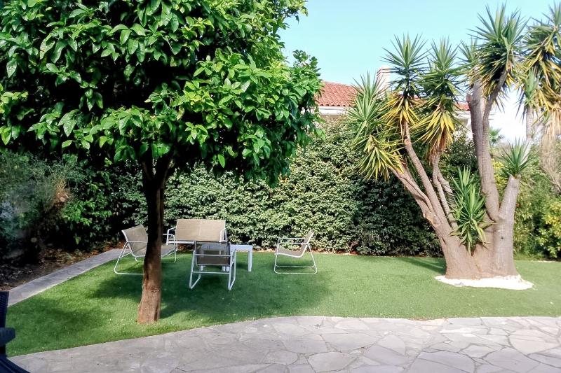 Bright House With Terrace And Garden - image 15