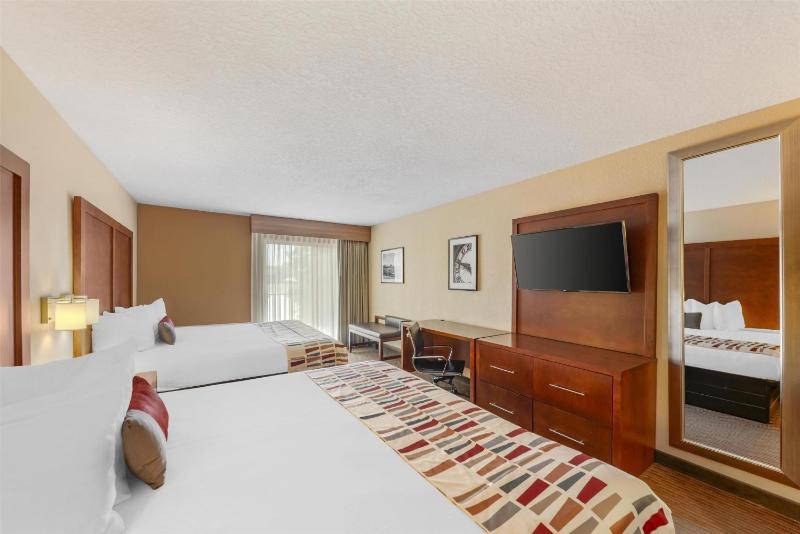 Best Western Alamo Suites - image 41