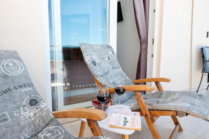 Apartments Pavlinovic - image 32