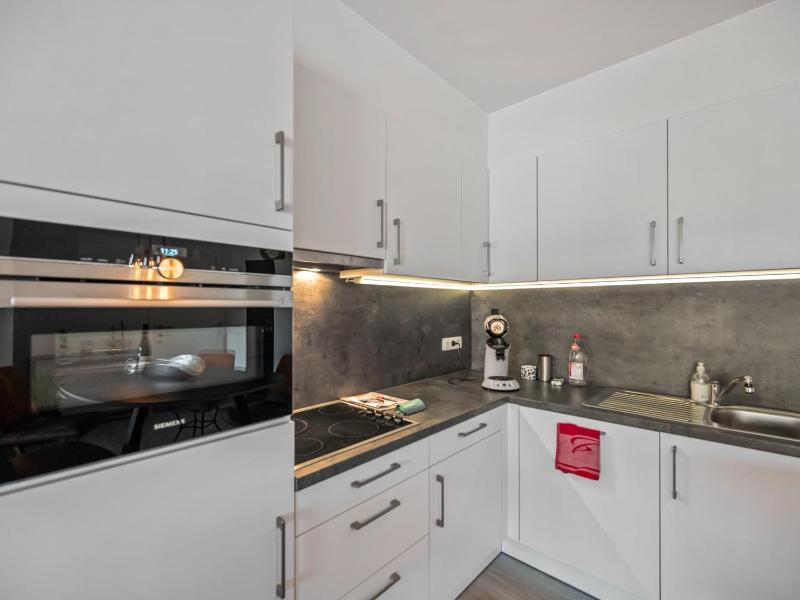 B City Complex - 0302 - image 6