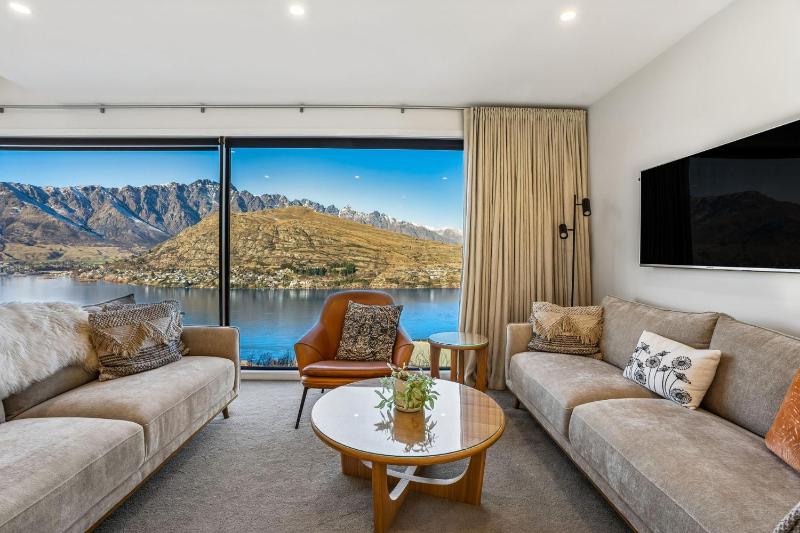Quintessential Queenstown - image 28