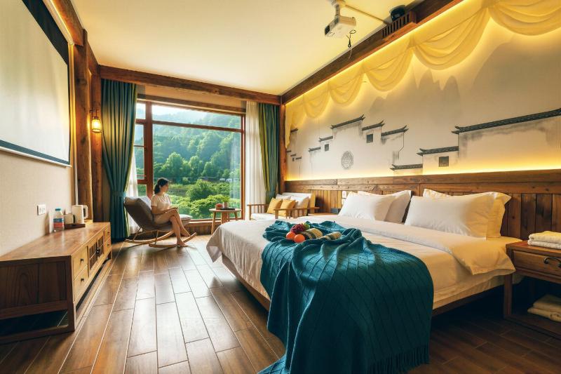 Inshan Mountain Boutique Lodge Near Zhangjiajie National Forest Park South Gate With Garden Mountain Views Traditional Chinese Residence Style Quiet Retreats For Travelers Seeking Nature And Seclusion - image 33