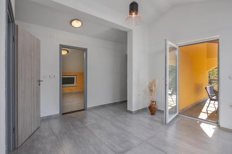 4 BDR Villa Filleona with Pool - Happy Rentals - image 37