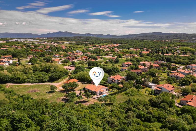 Casa Celeste With Private Pool - Happy Rentals - image 29