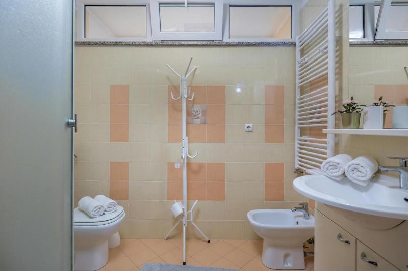 Casa Celeste With Private Pool - Happy Rentals - image 14