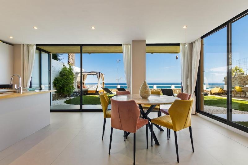 Casa Folimanka 250sqm Garden Duplex with Jacuzzi Sea View & Cinema - image 32