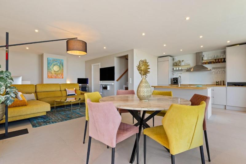 Casa Folimanka 250sqm Garden Duplex with Jacuzzi Sea View & Cinema - image 12