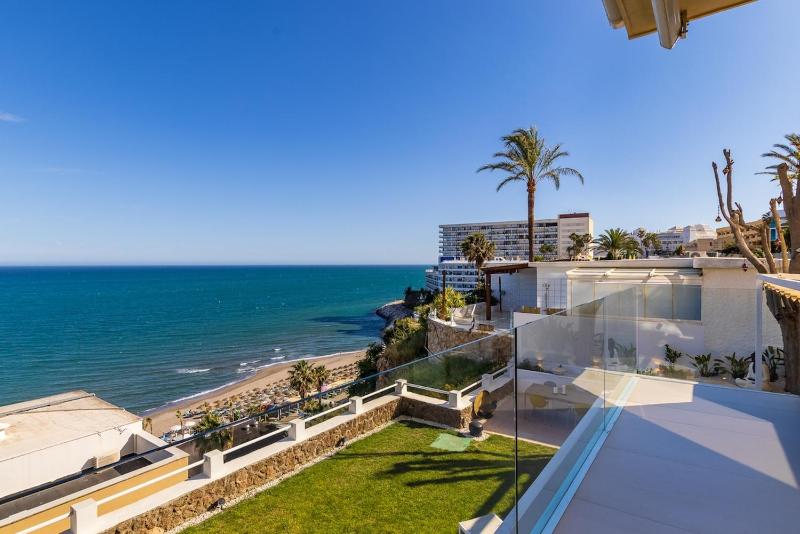 Casa Folimanka 250sqm Garden Duplex with Jacuzzi Sea View & Cinema - image 37