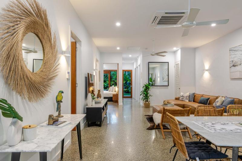 1/48 Garrick Street - Beach House Close to Town - image 22