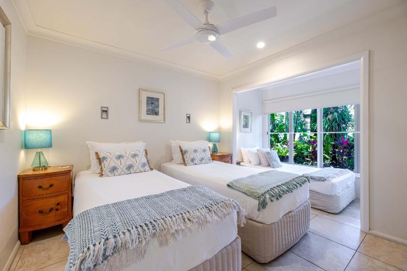 Beachside at 7 Solina Close in Port Douglas - image 18