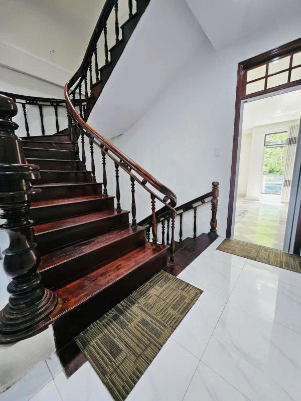 04 Apartment - image 6