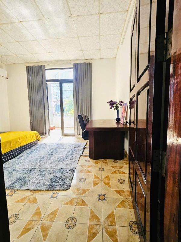 04 Apartment - image 8